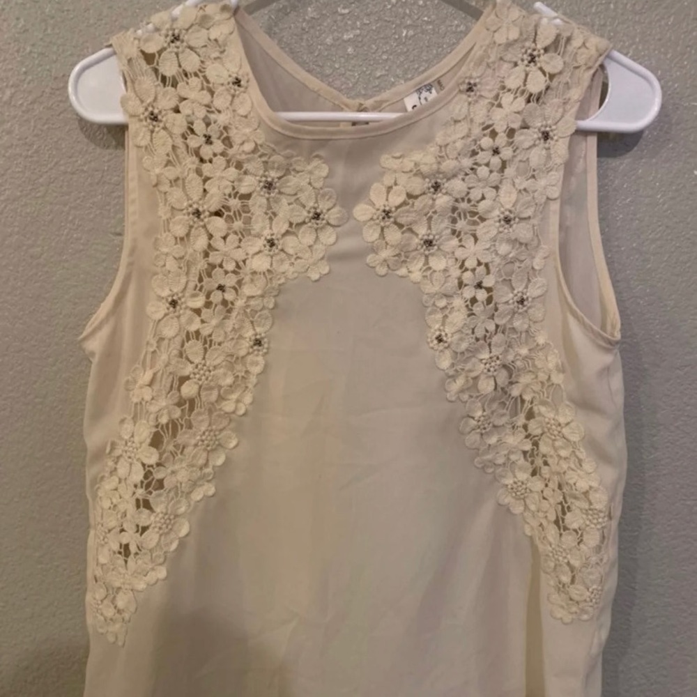 White blouse tank size S